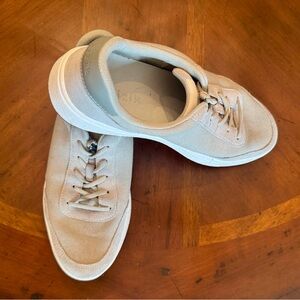 Kizik Women's Prague color Graphite grey size 11.5